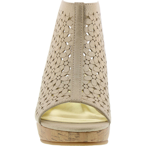 Kenneth Cole Kids Shoes - Assorted Sizes - Picture 3 of 4